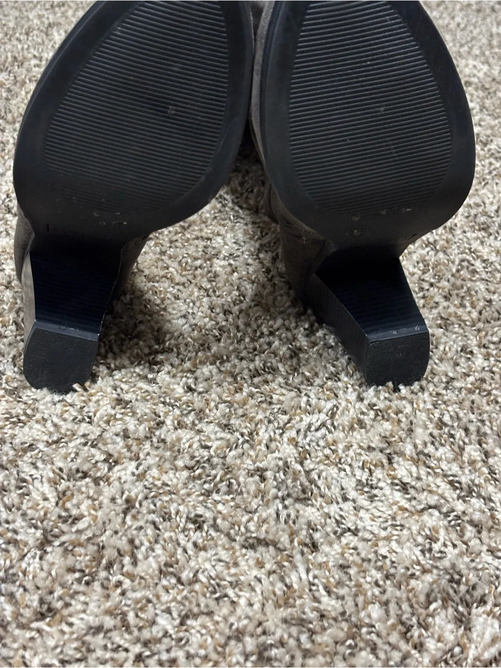 Gray Real Suede Knee High Riding Boots Zip Closure Regular Calf US 8.5 NWOT